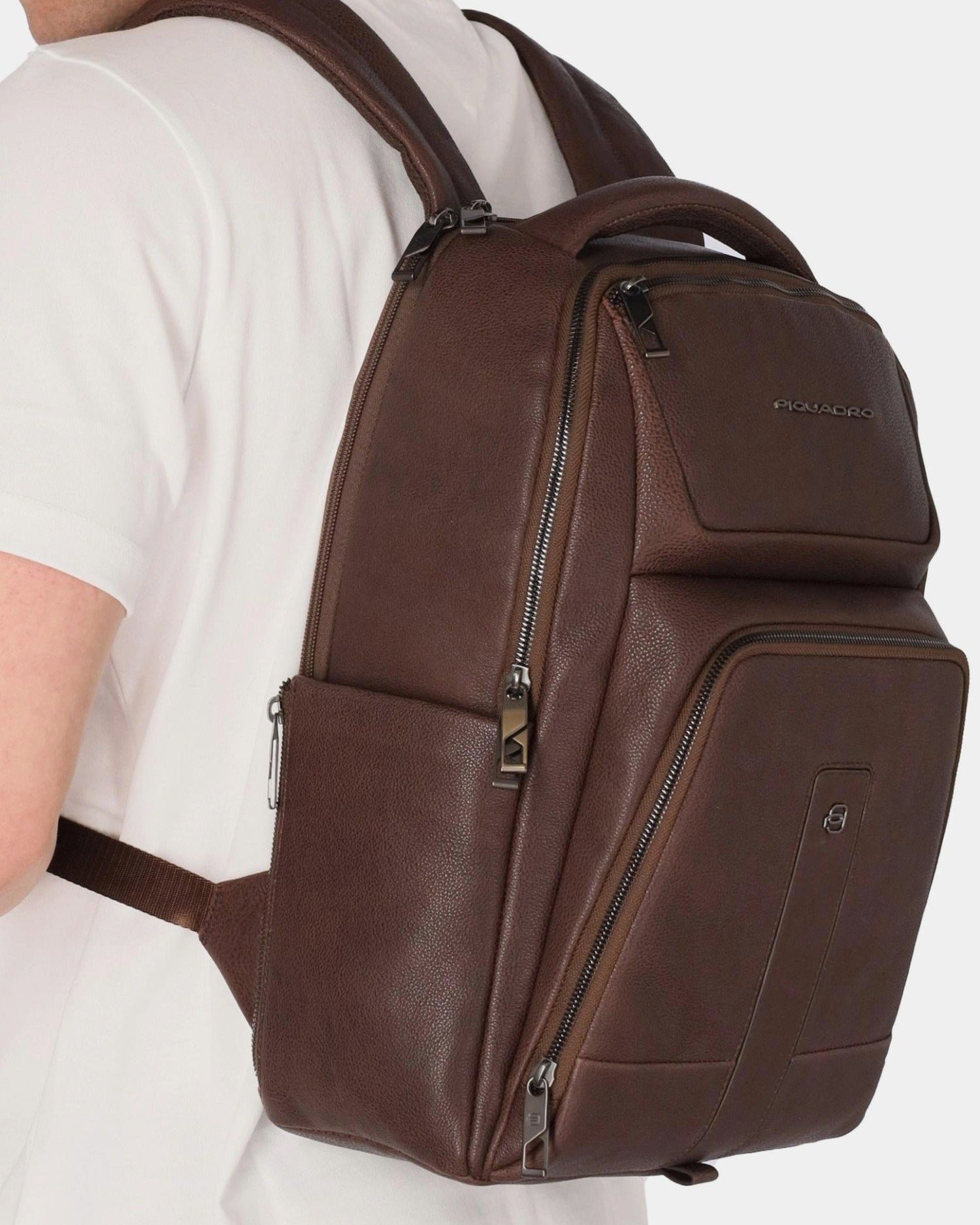 29.04_FASH_SALE_ACCESSORI_UOMO.jpg