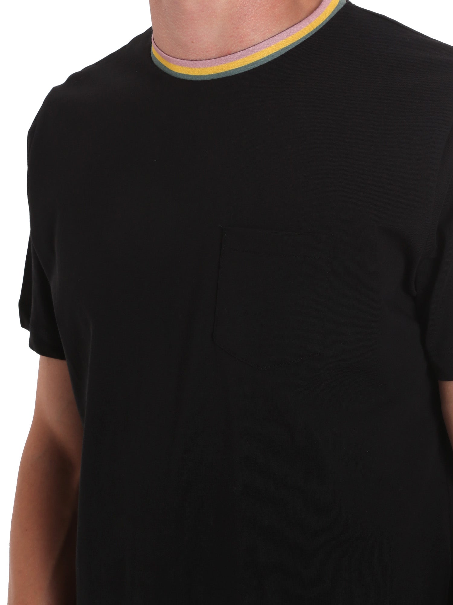 T-shirt Nero Sseinse