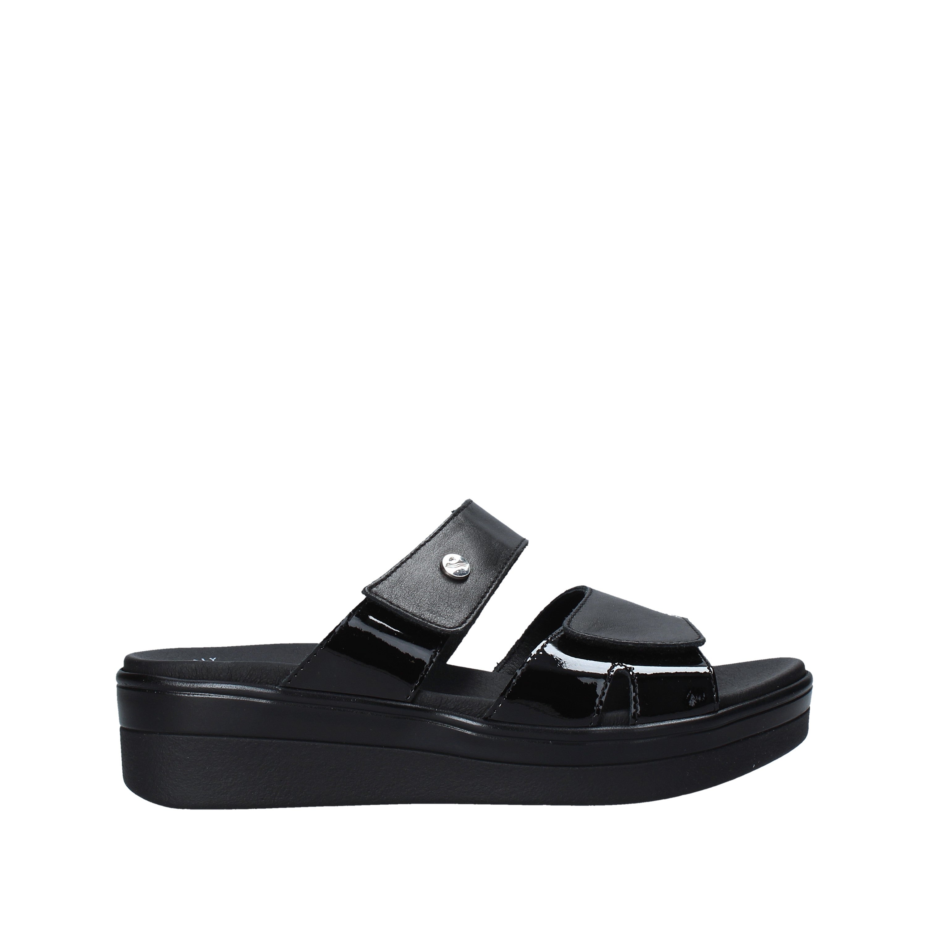 Sandali con strappi Nero Susimoda