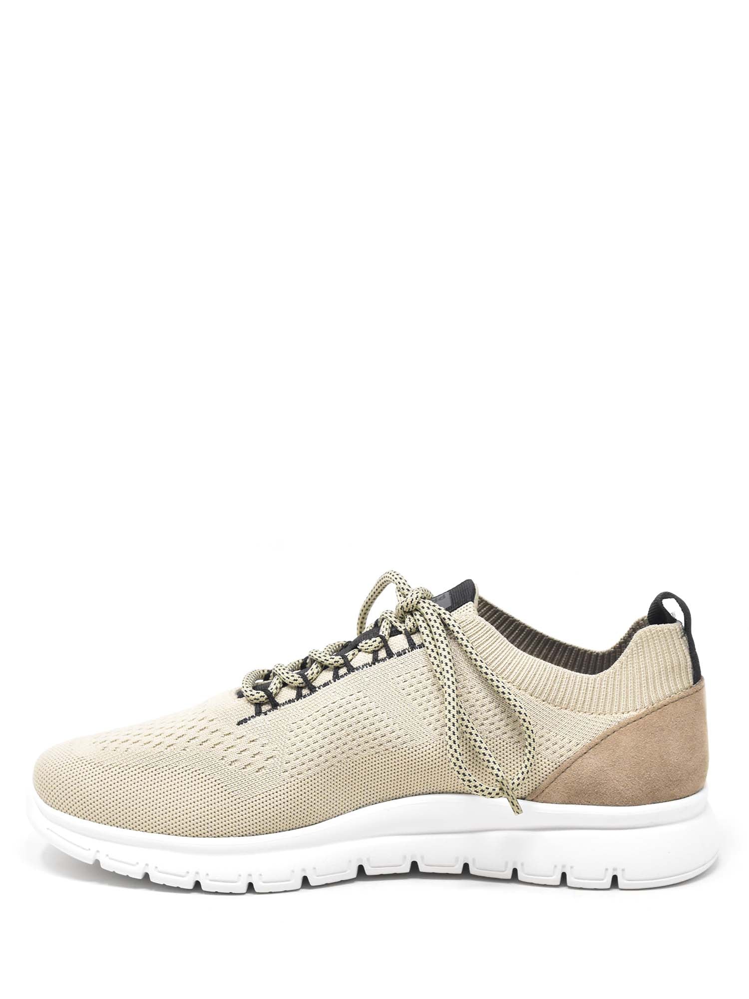 Sneakers Beige Pregunta