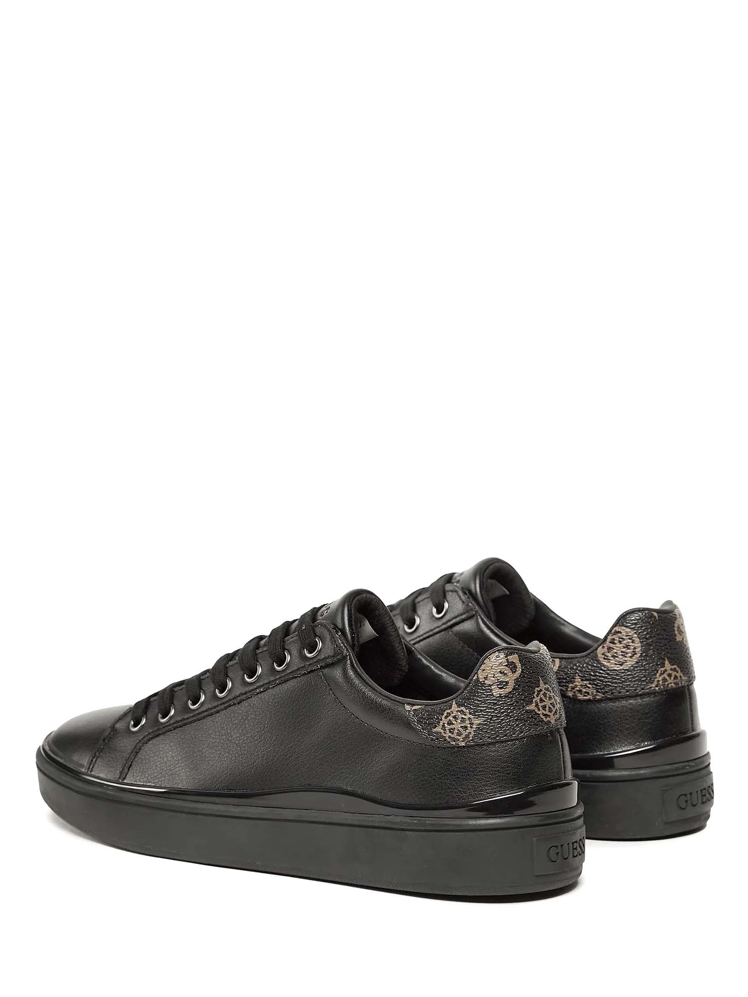 Sneakers Nero Guess