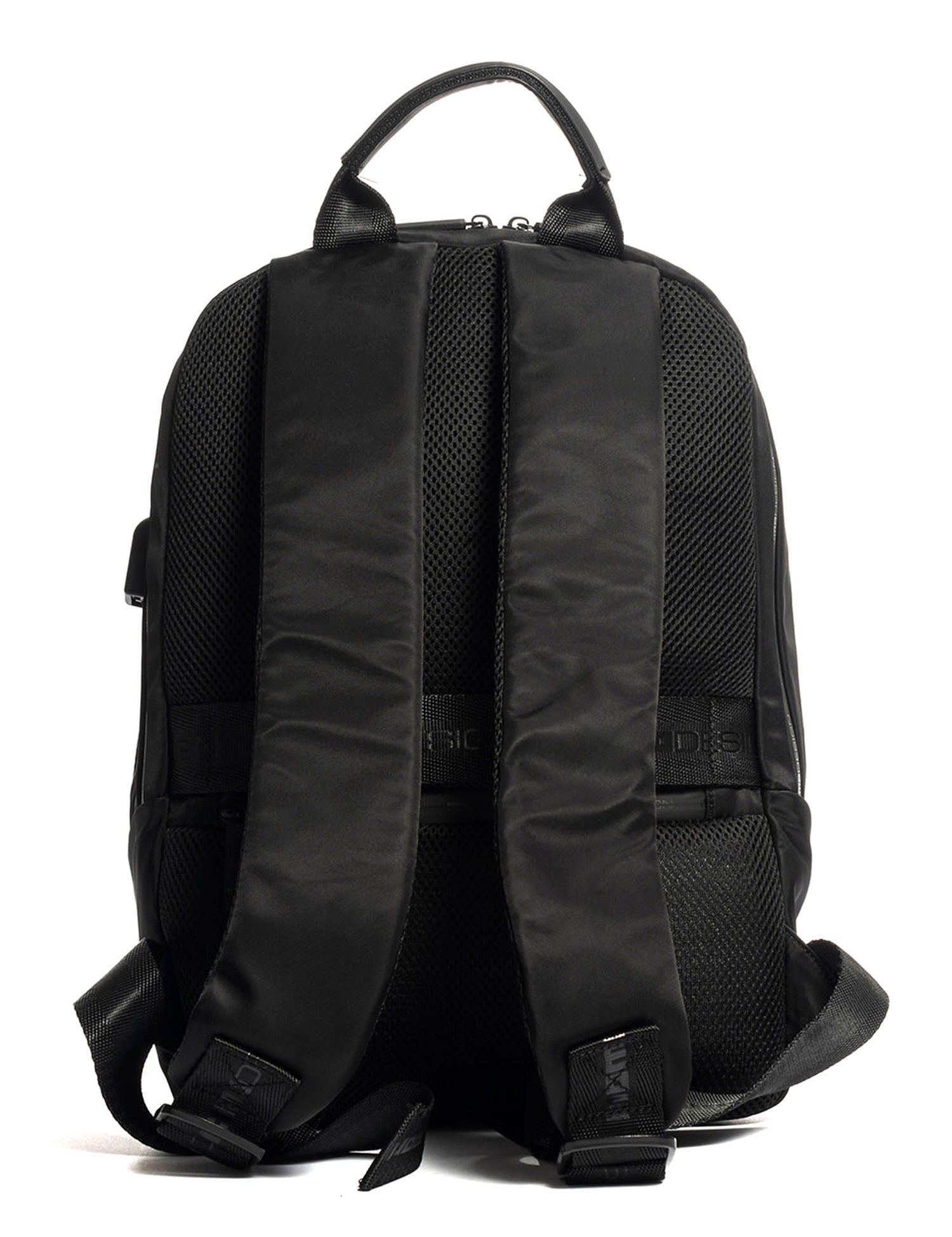 Zaini Nero Momo Design