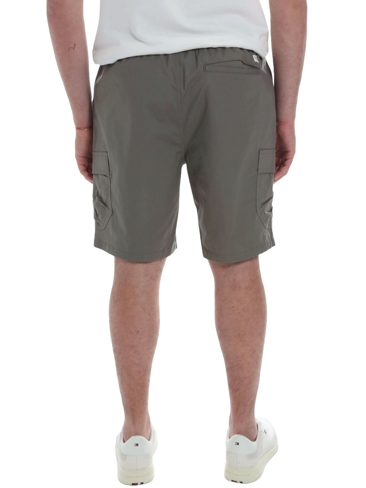 Bermuda Verde Skechers