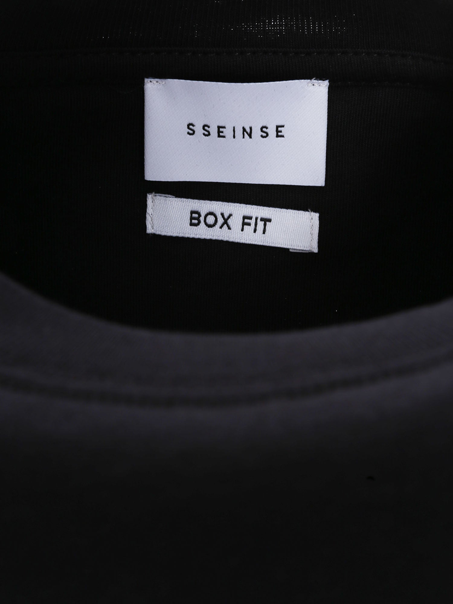 T-shirt Nero Sseinse