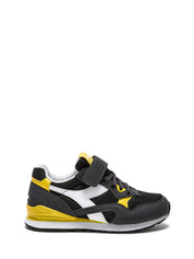 Scarpe con strappi Nero Diadora