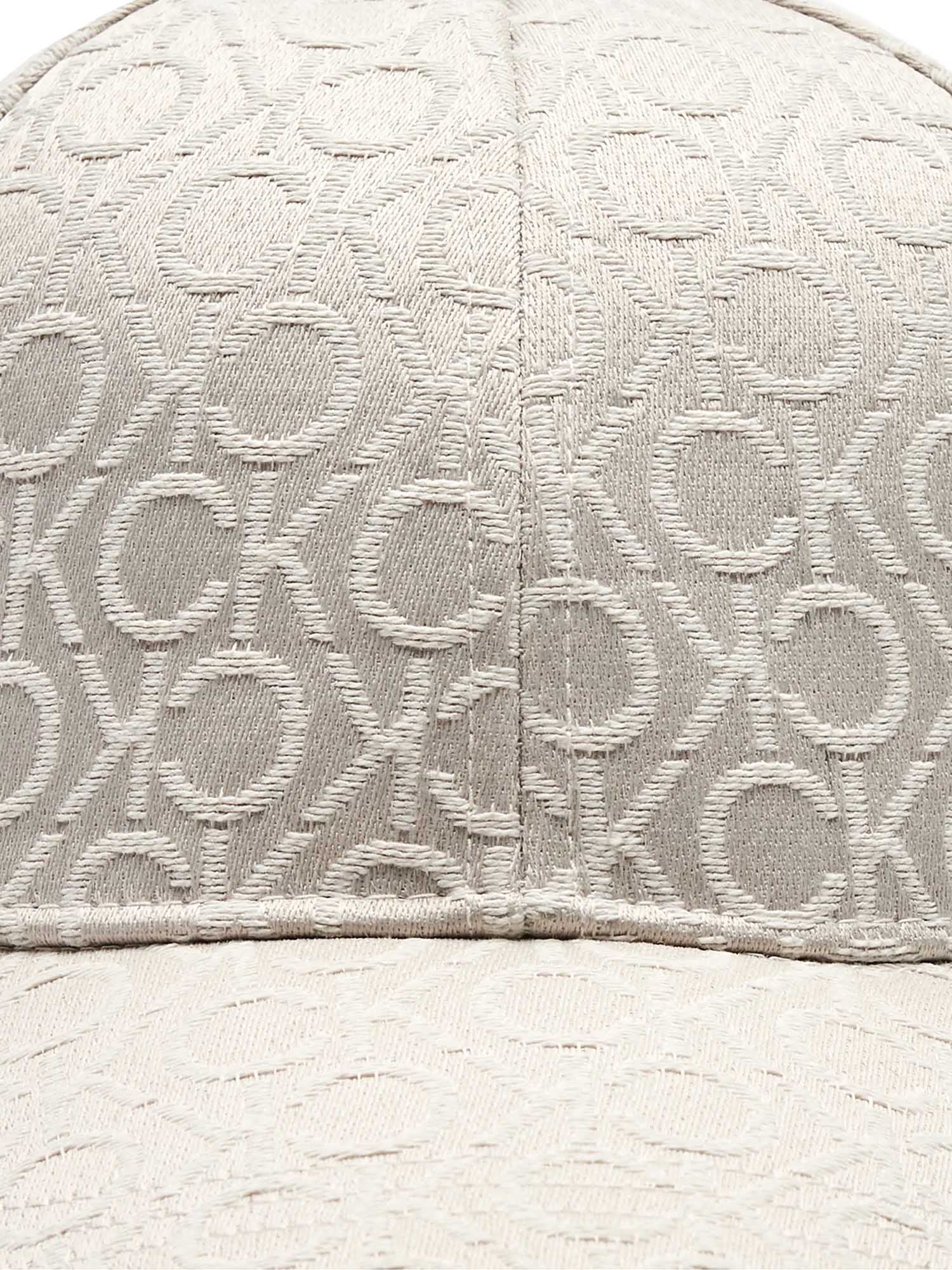 Cappelli Avorio Calvin Klein