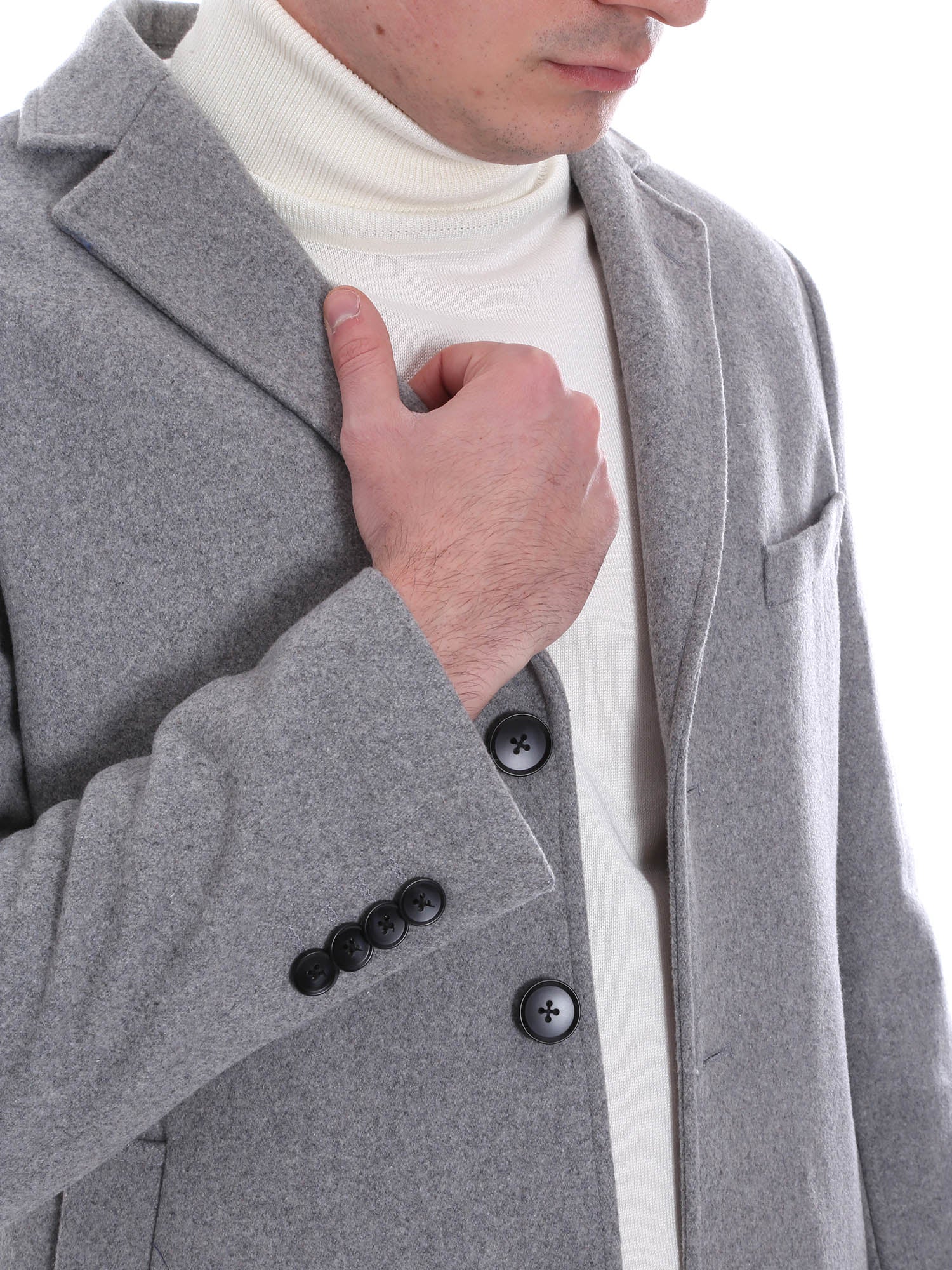 Cappotti Grigio Sseinse