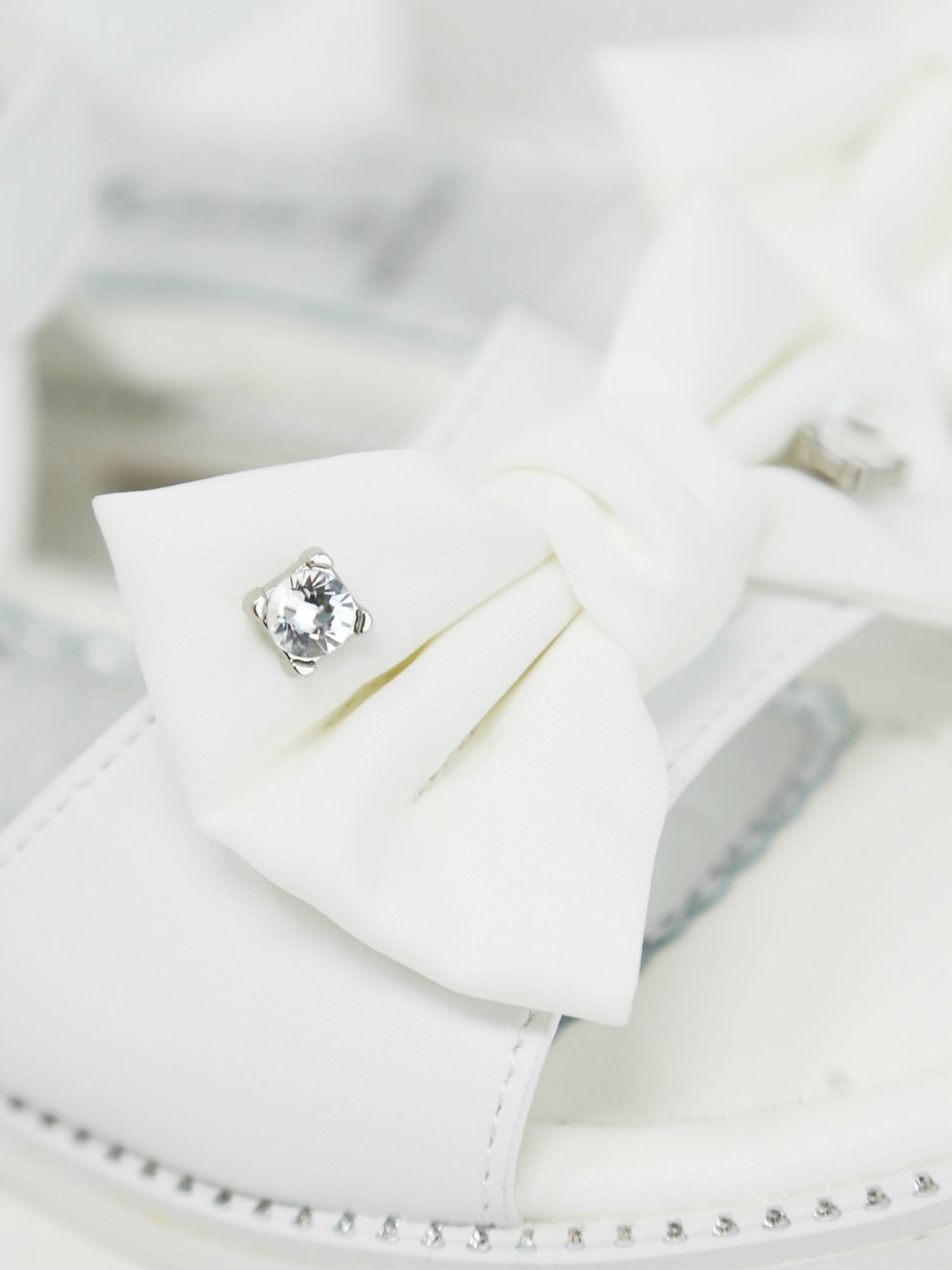 Sandali con strappi Bianco Gaelle Paris