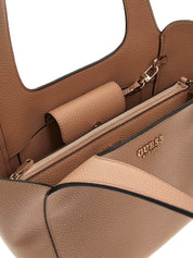 Borse a spalla Cammello Guess