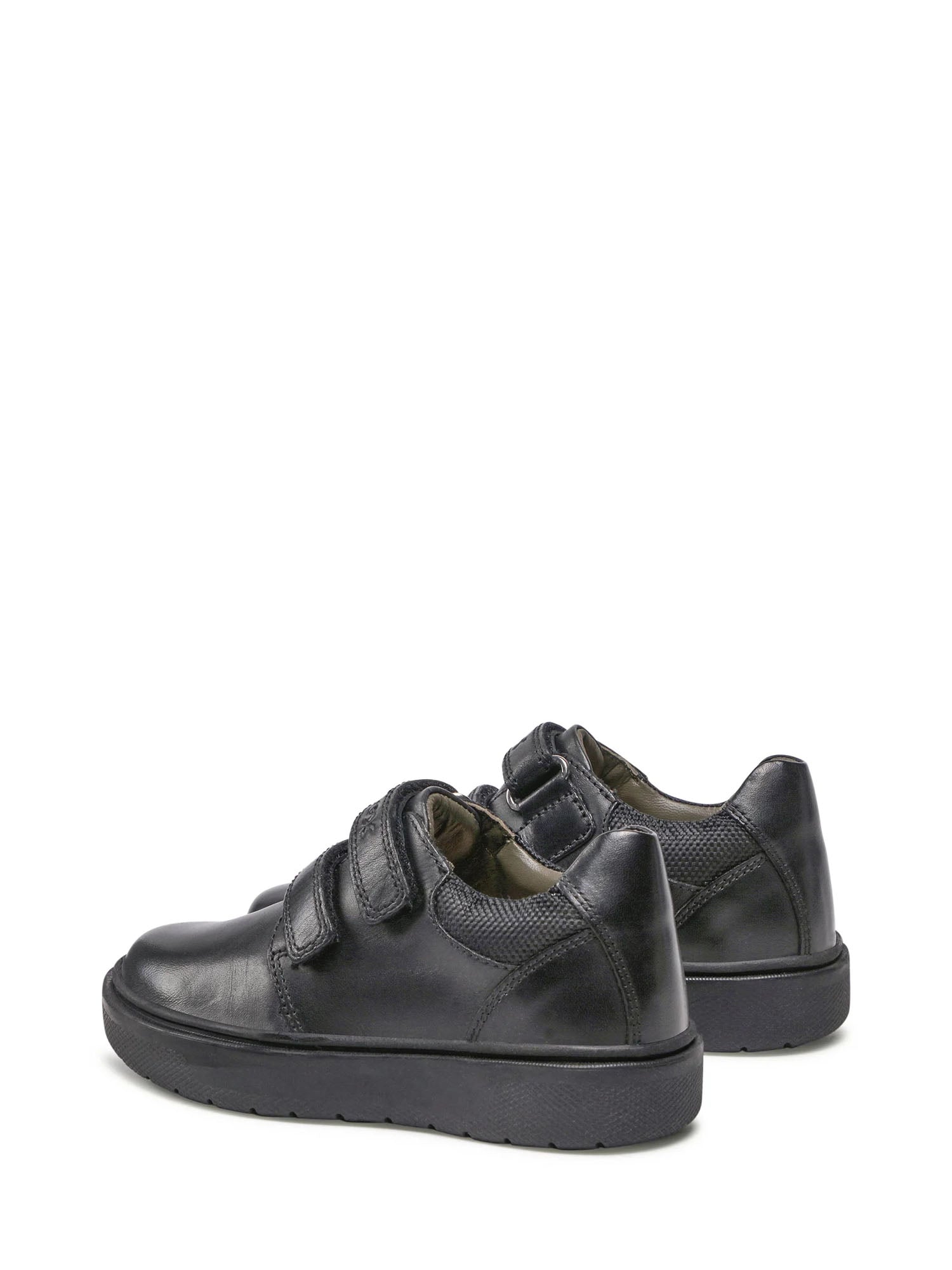 Scarpe con strappi Nero Geox