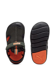 Sandali con strappi Verde Puma