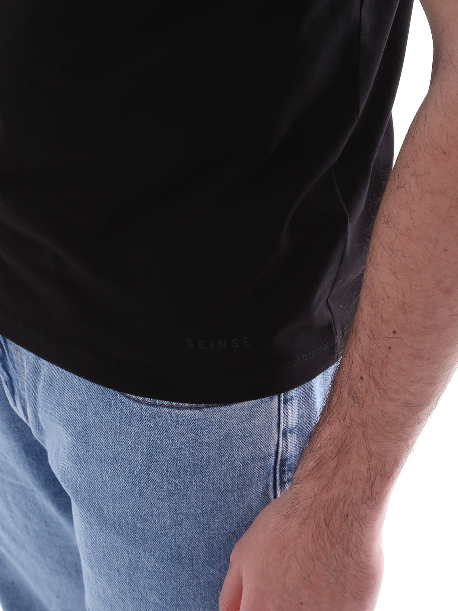 T-shirt Nero Sseinse