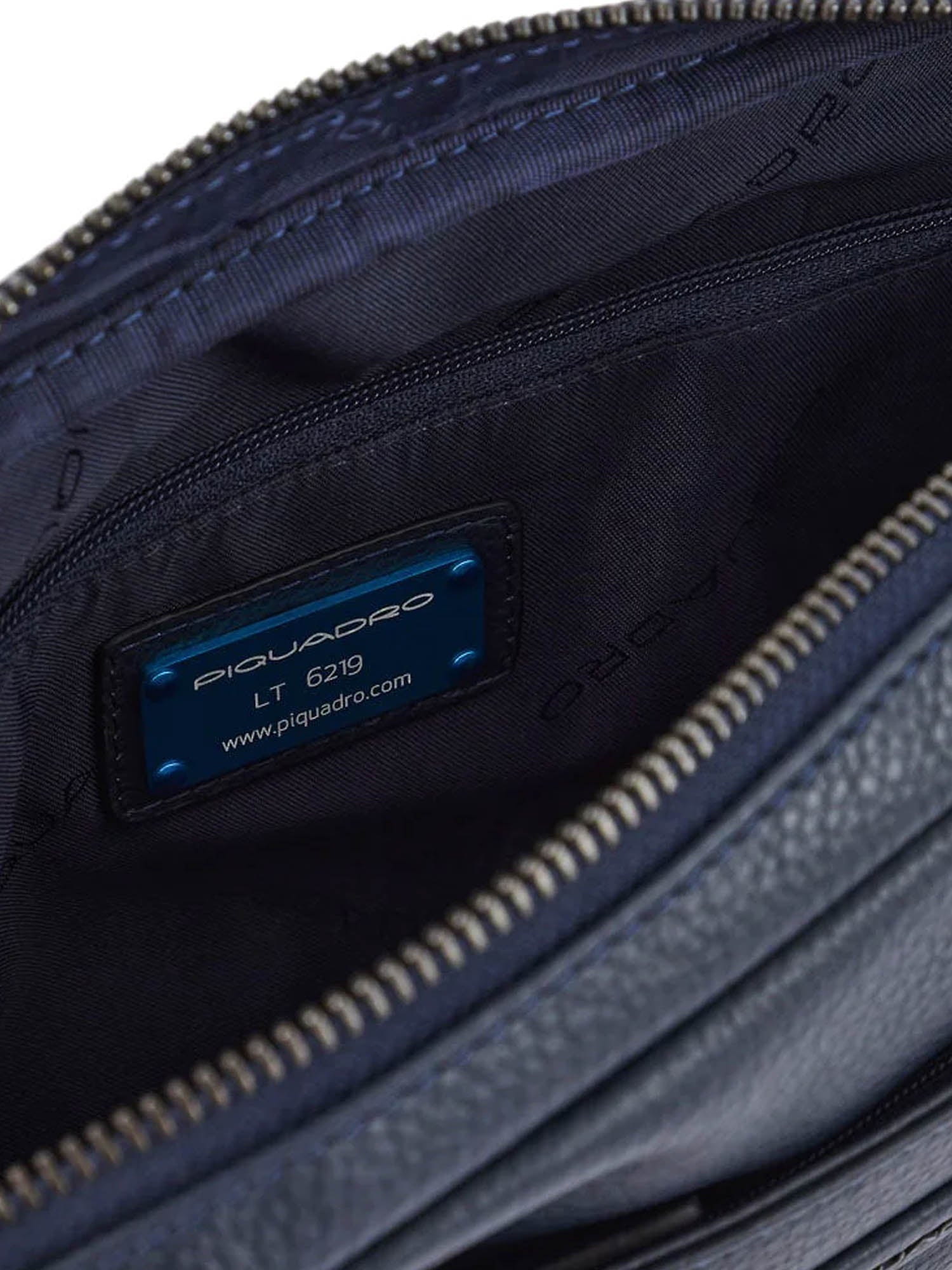 Pochette Blu Piquadro