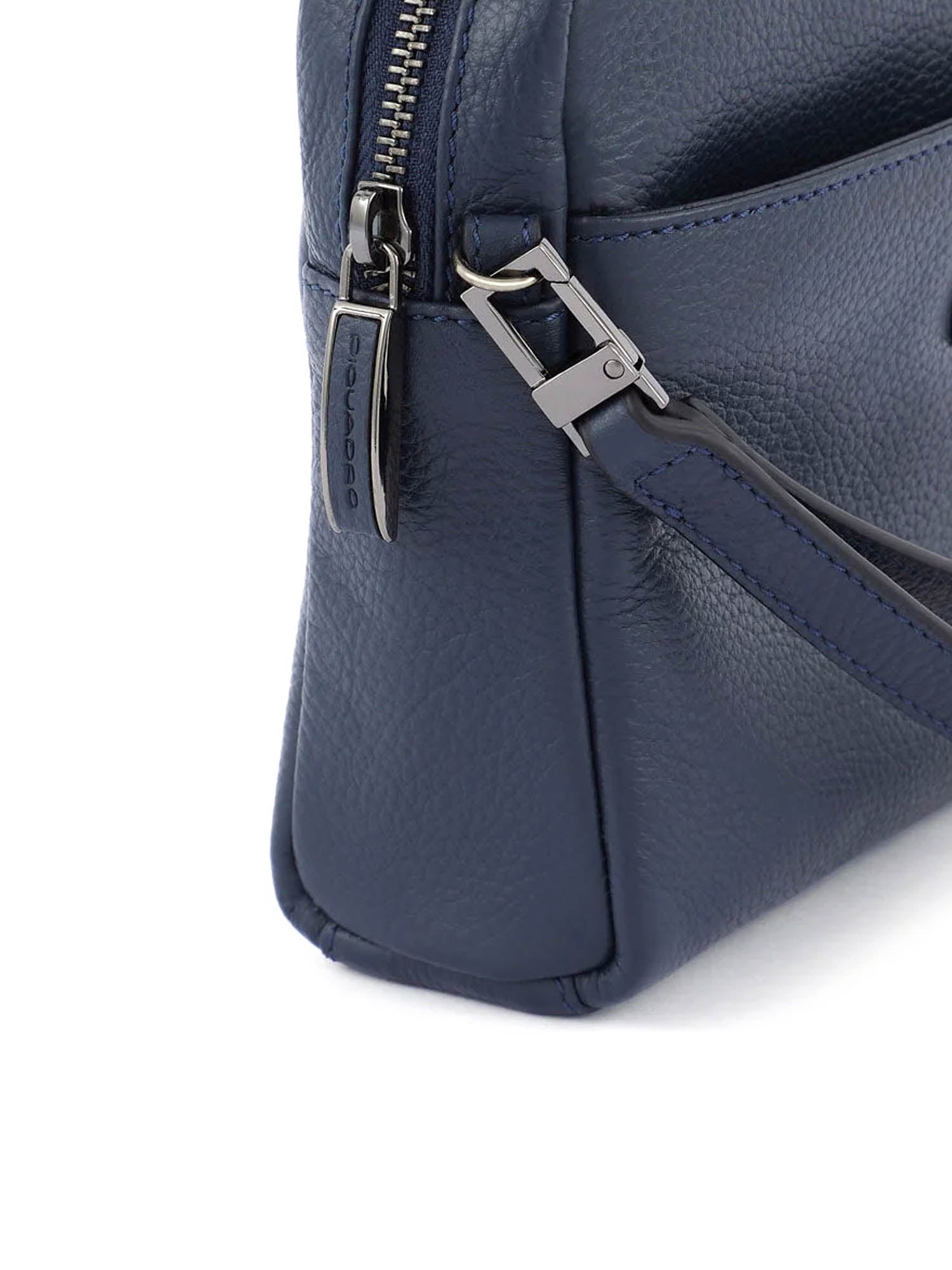 Pochette Blu Piquadro