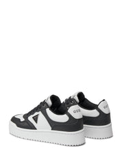 Sneakers Nero Guess