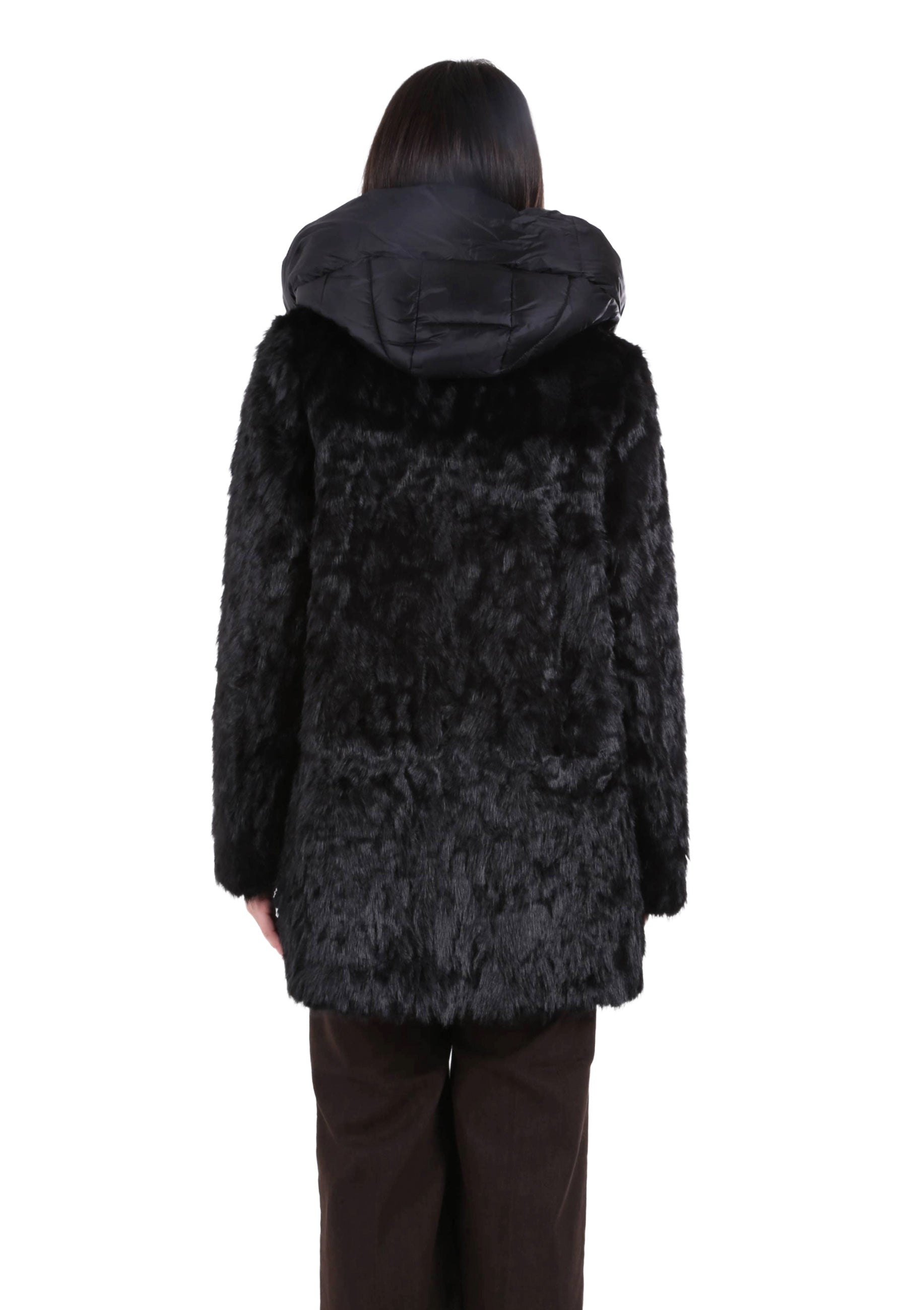 Pellicce Nero Yes-zee