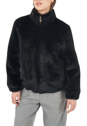 Pellicce Nero Yes-zee