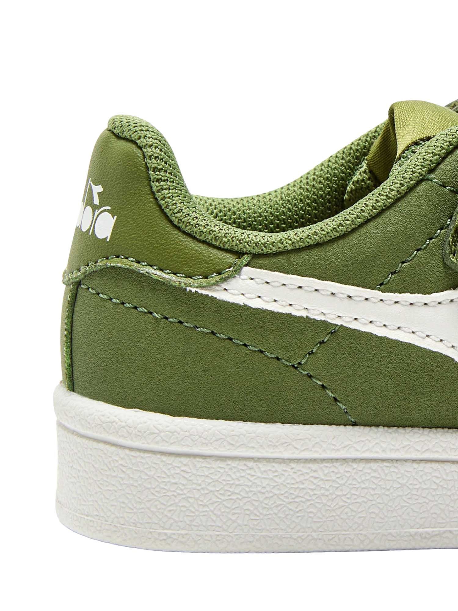 Scarpe con strappi Verde Diadora