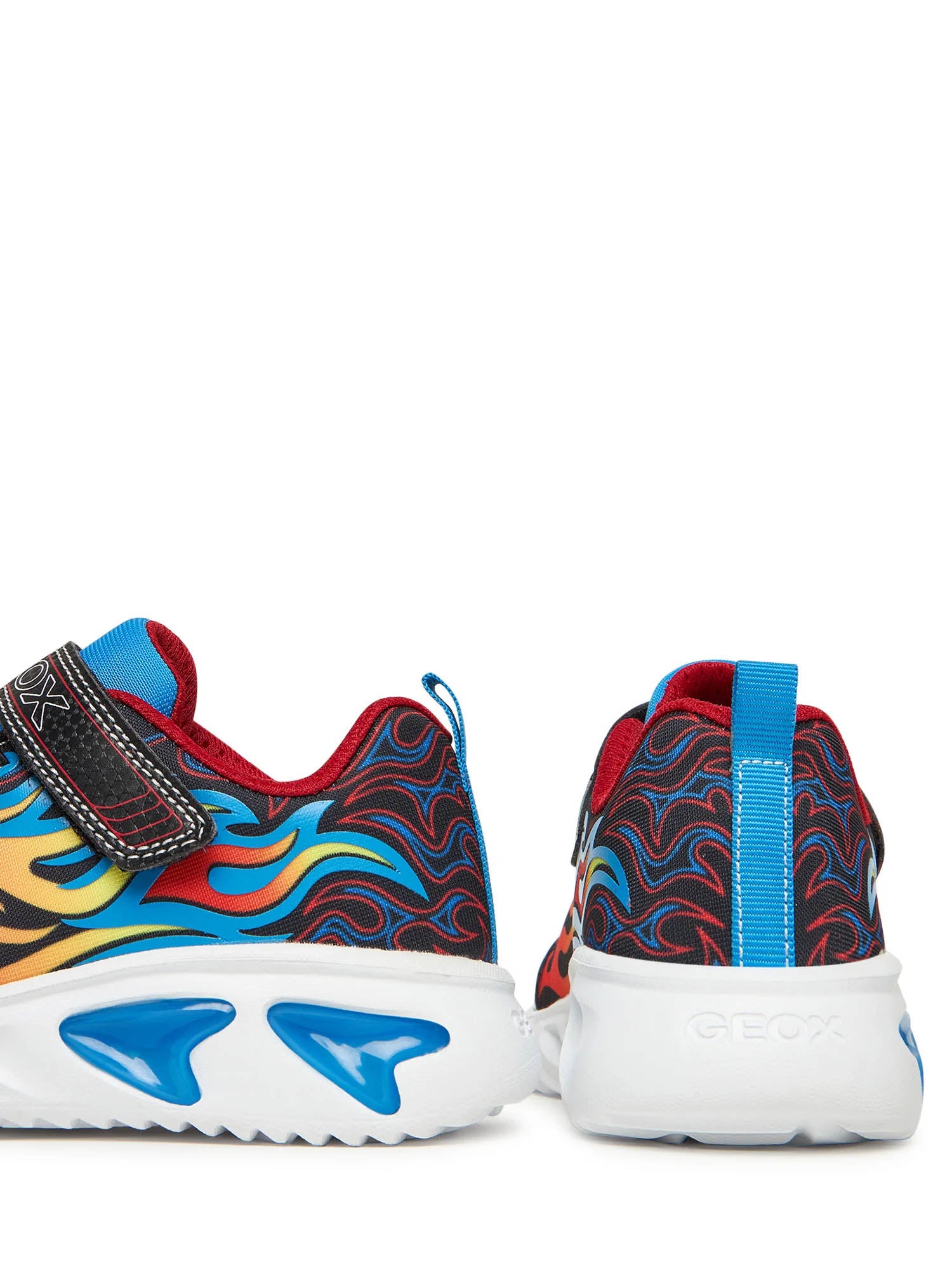 Scarpe con strappi Nero Geox