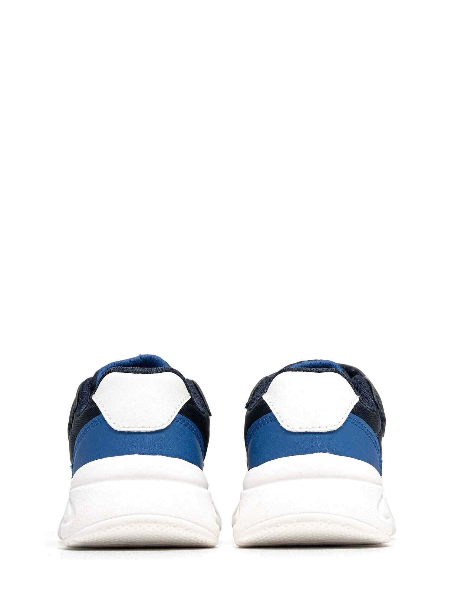 Scarpe con strappi Blu Geox