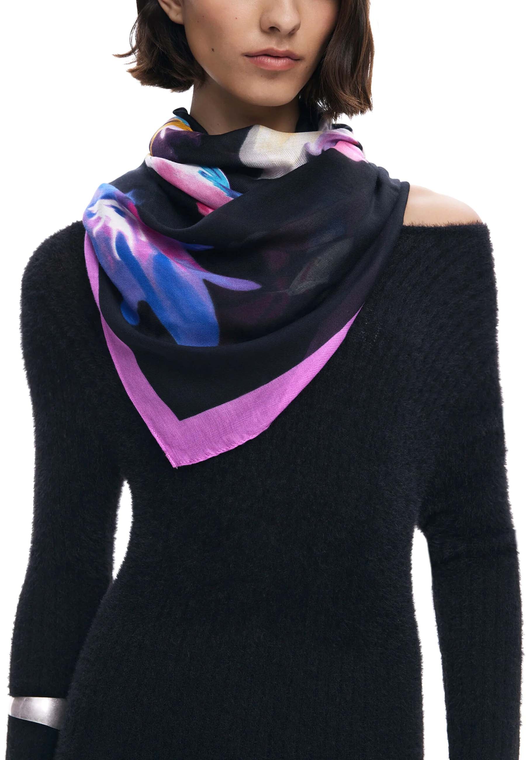 Foulard Nero Desigual