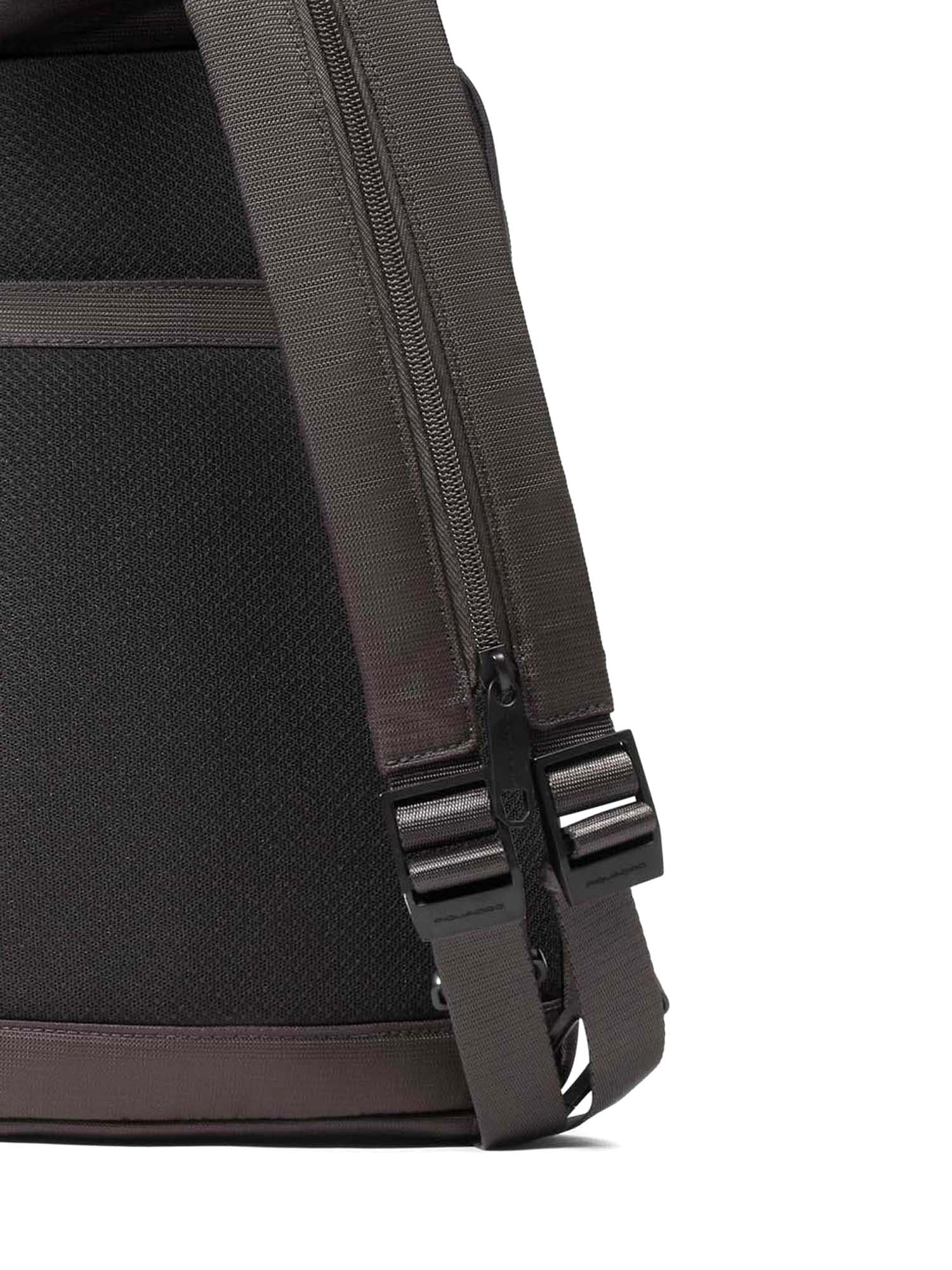 Zaini Marrone Piquadro