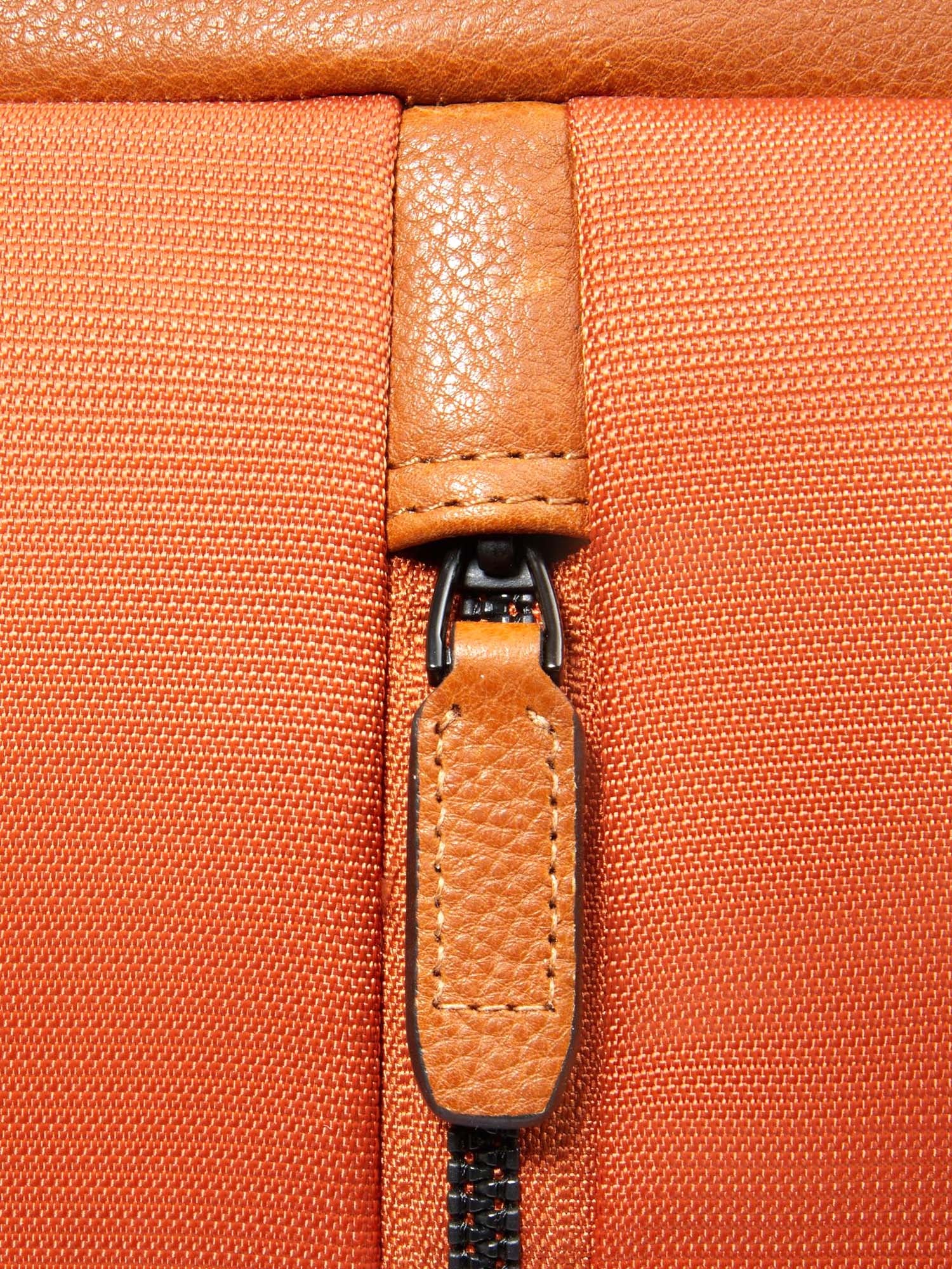 Cartelle Arancio Piquadro