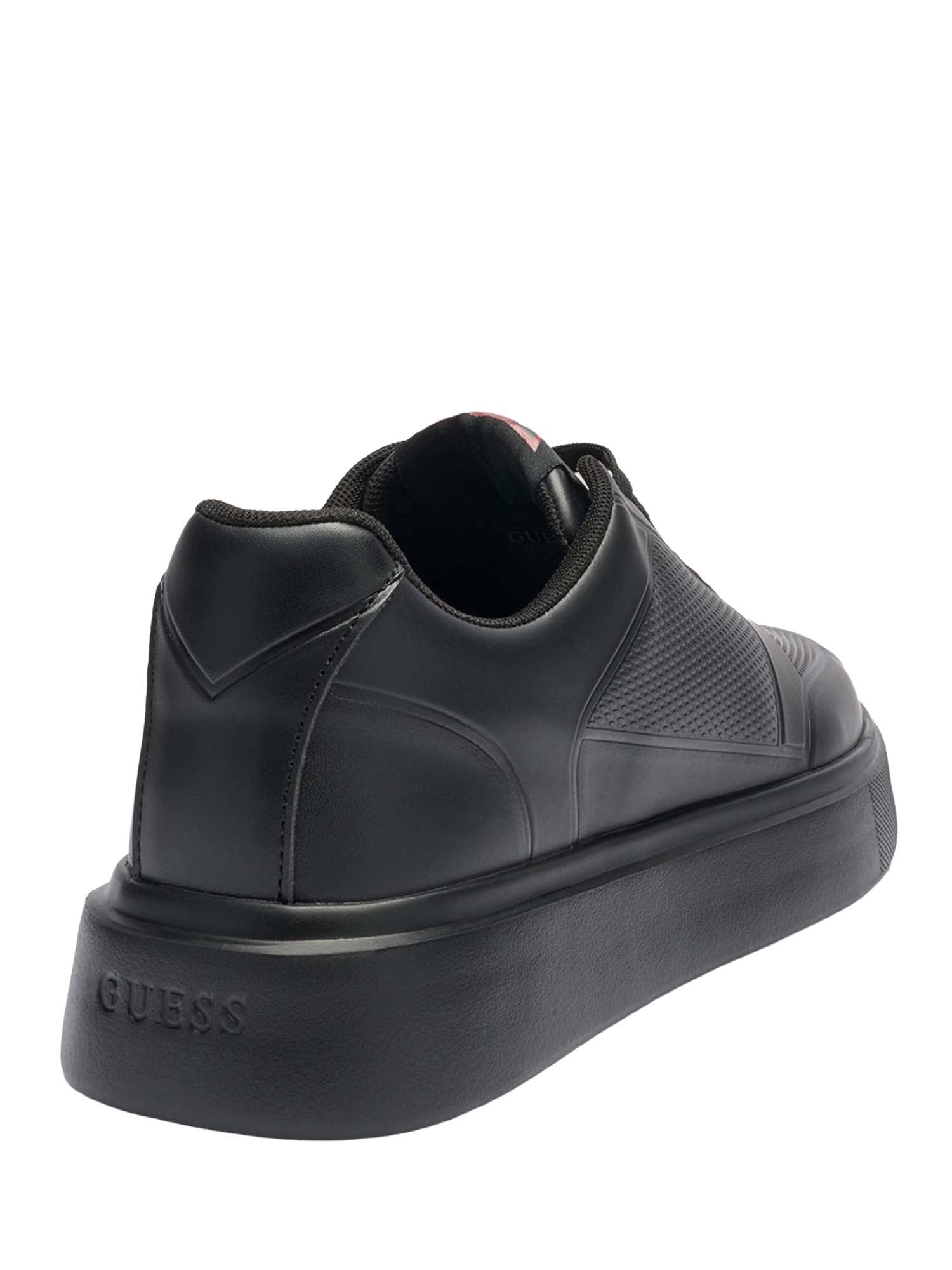 Sneakers Nero Guess