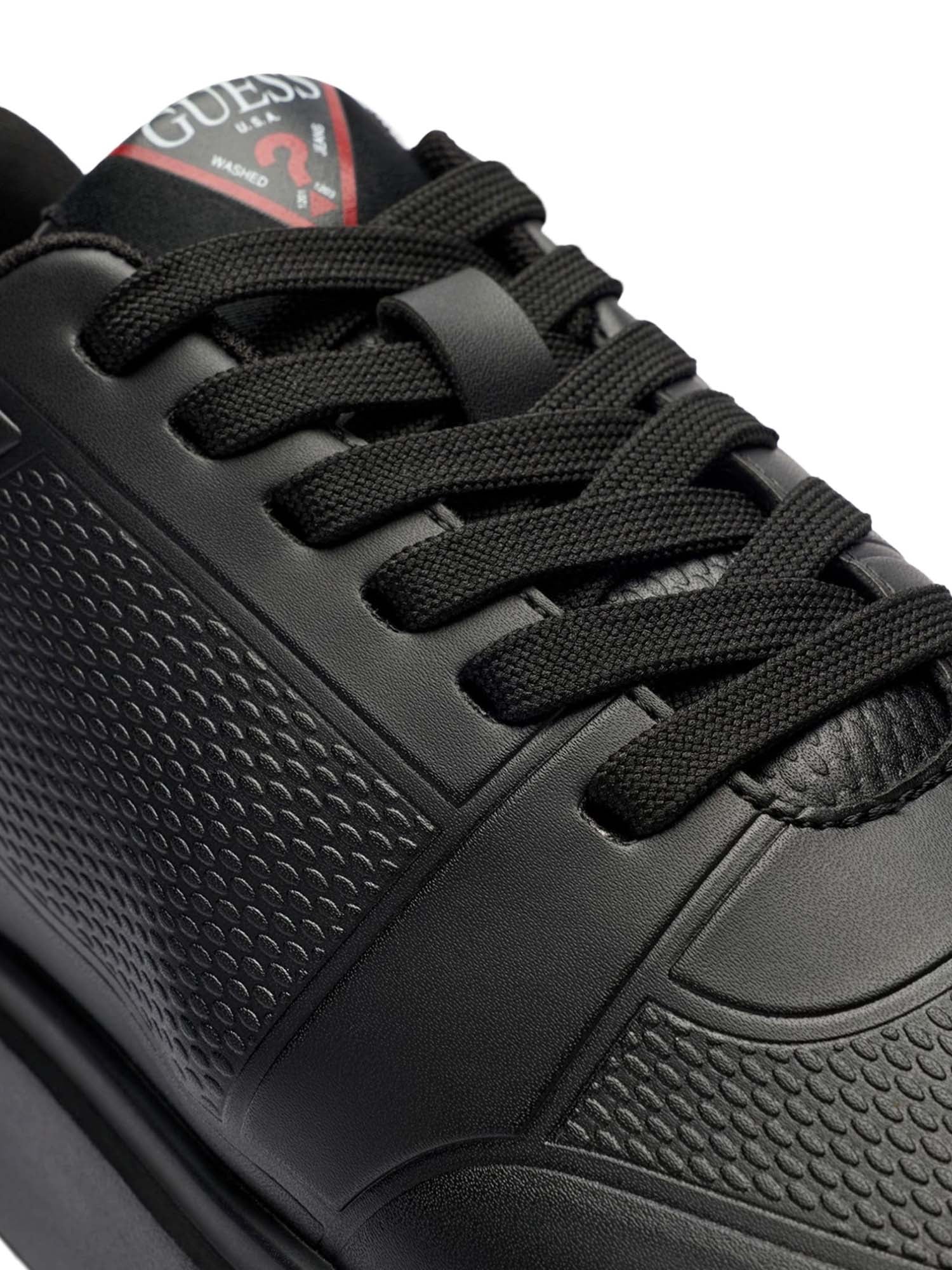 Sneakers Nero Guess