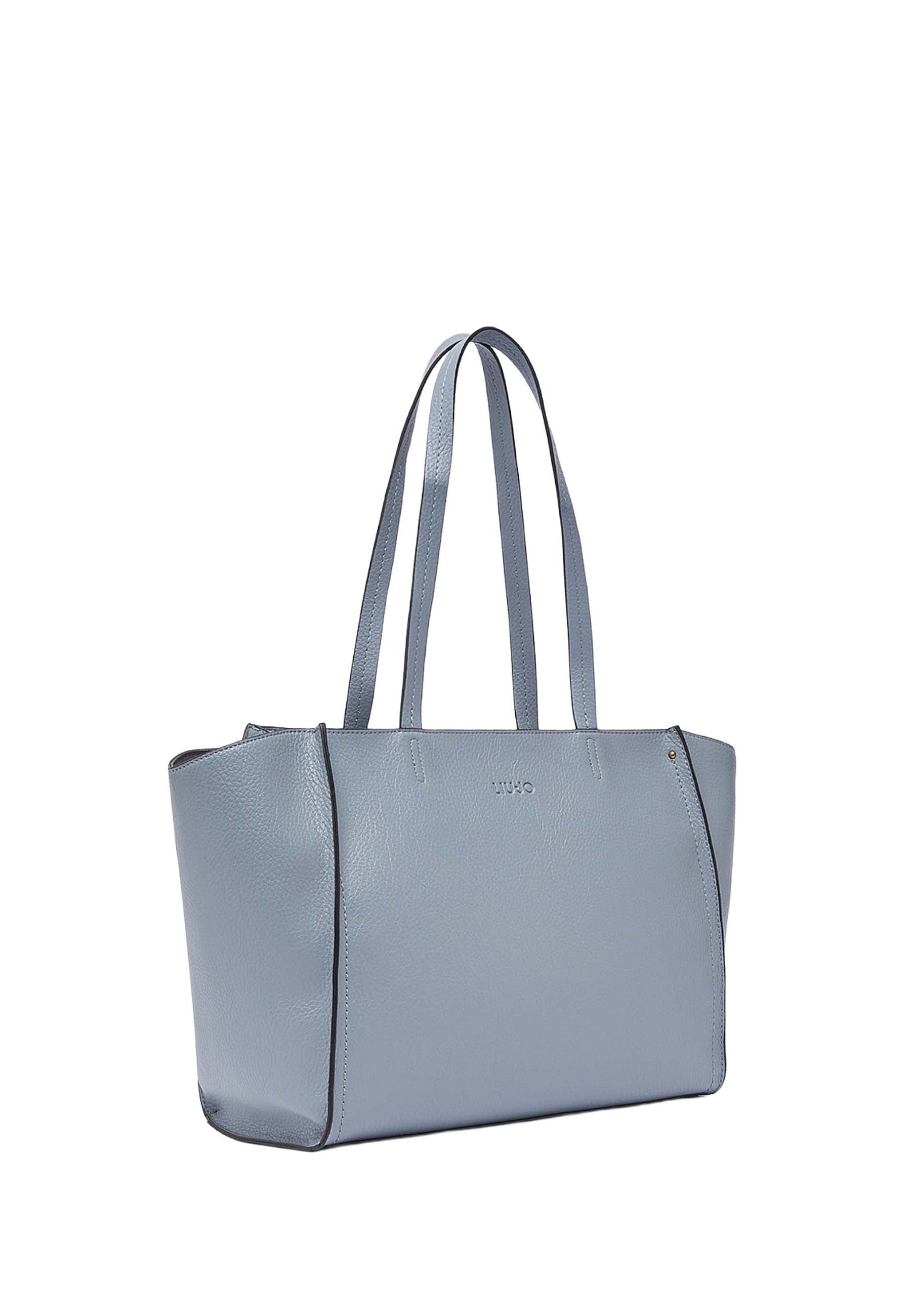 Shopper Celeste Liu-jo
