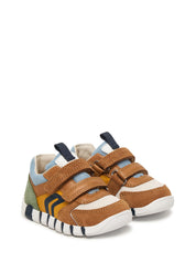 Scarpe con strappi Marrone Geox