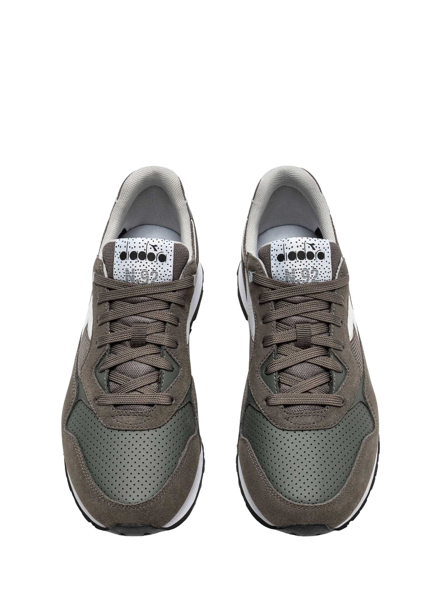 Sneakers Marrone Diadora
