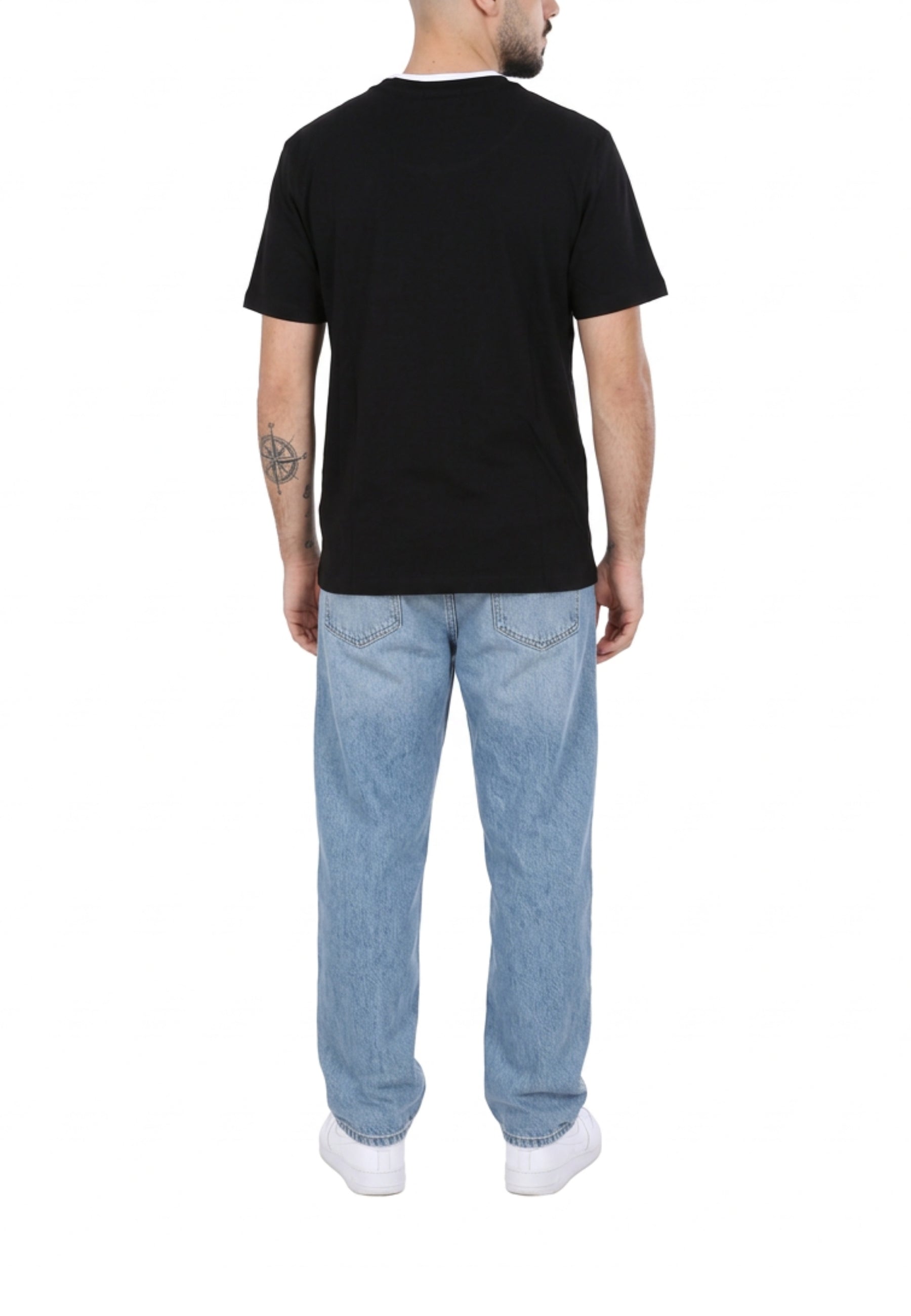 T-shirt Nero Sseinse