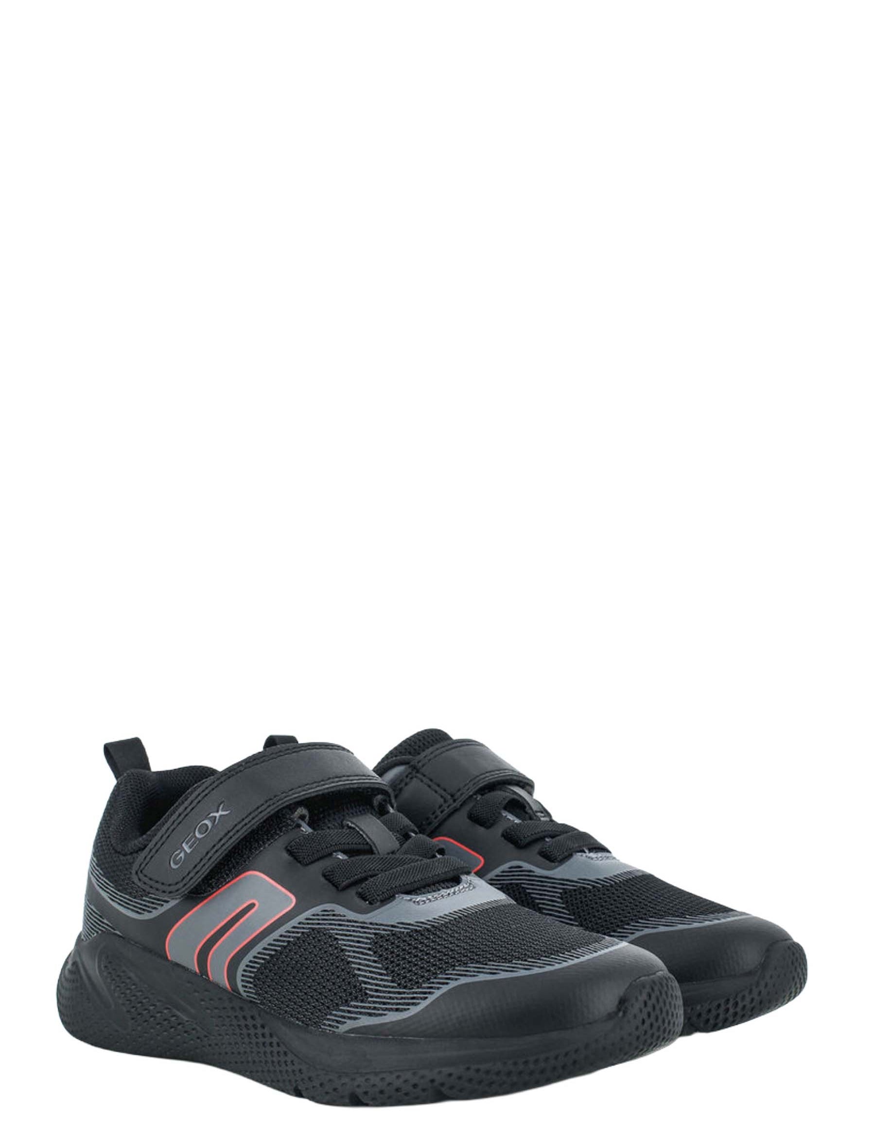 Scarpe con strappi Nero Geox