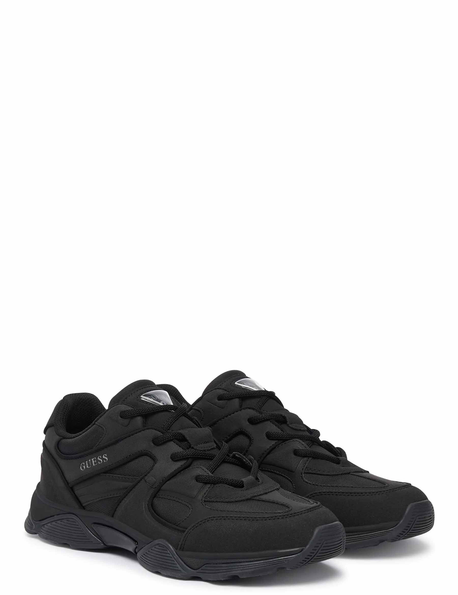 Sneakers Nero Guess