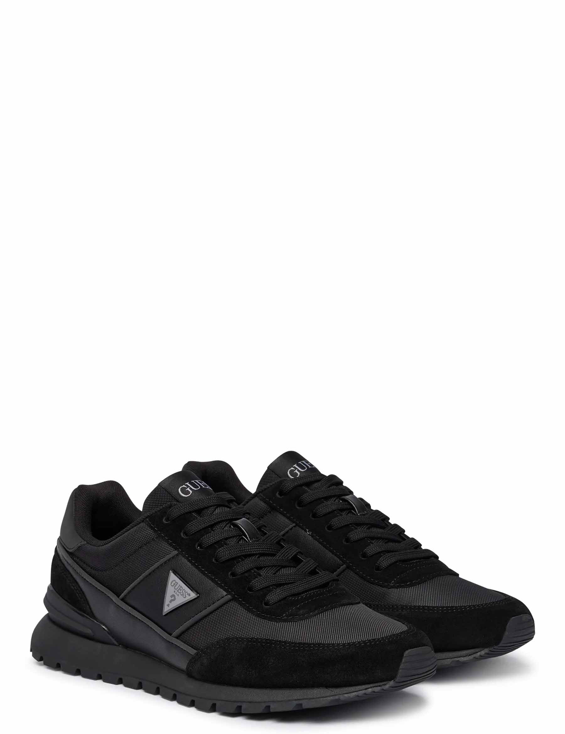 Sneakers Nero Guess