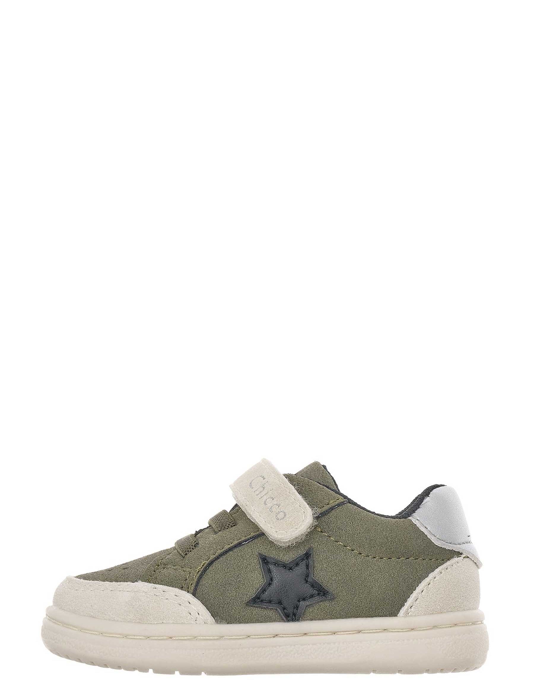 Scarpe con strappi Verde Chicco