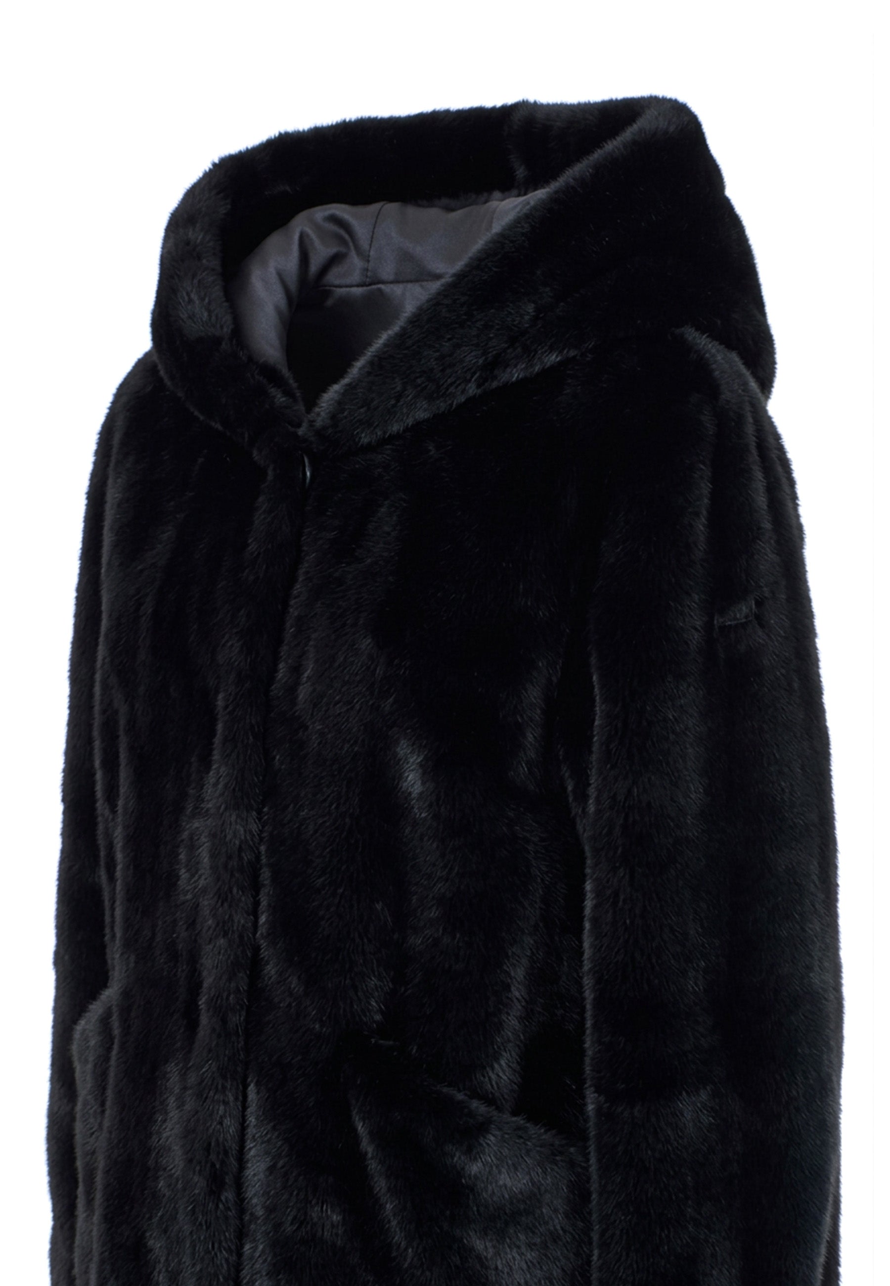 Pellicce Nero Yes-zee