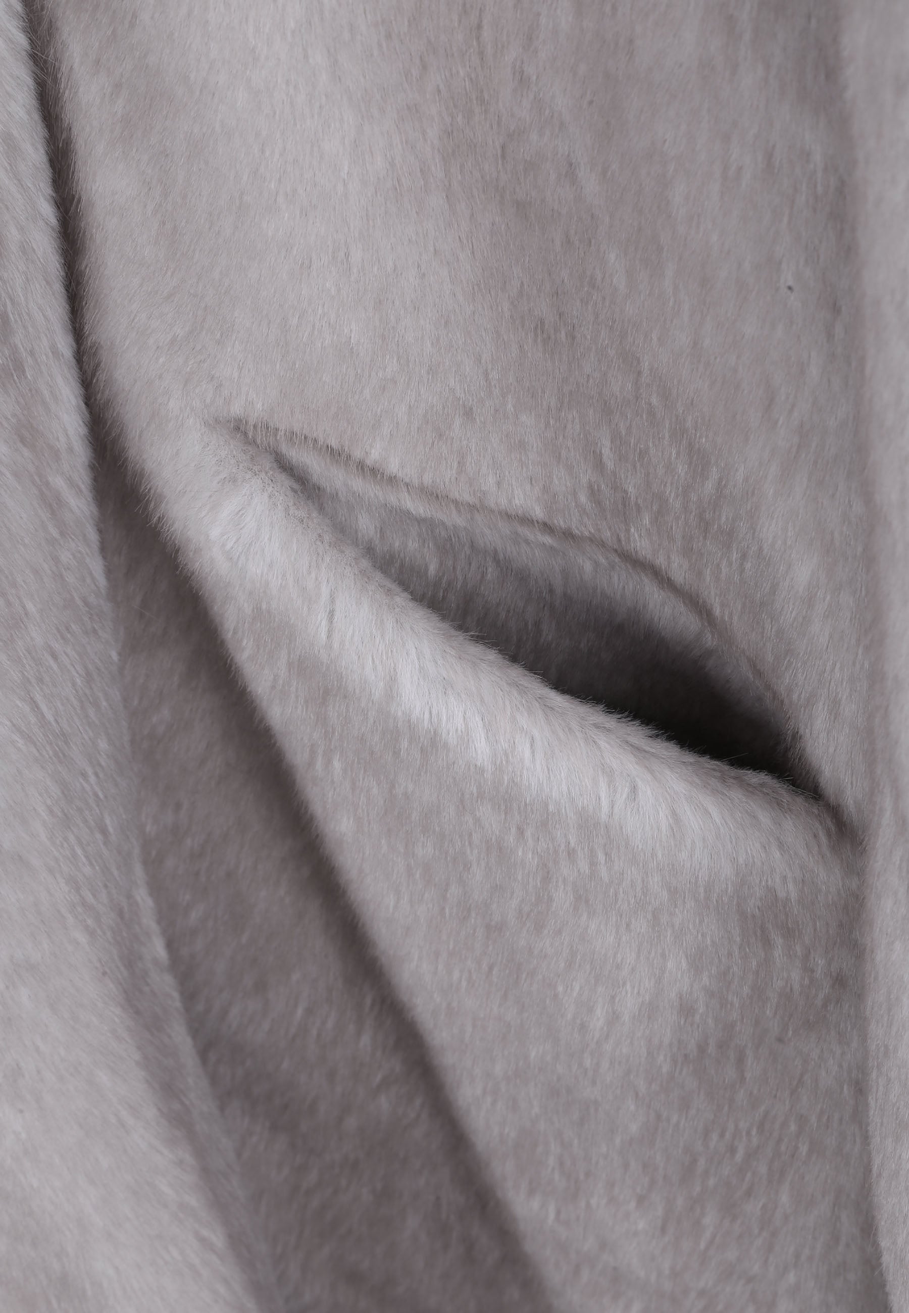Pellicce Grigio Yes-zee