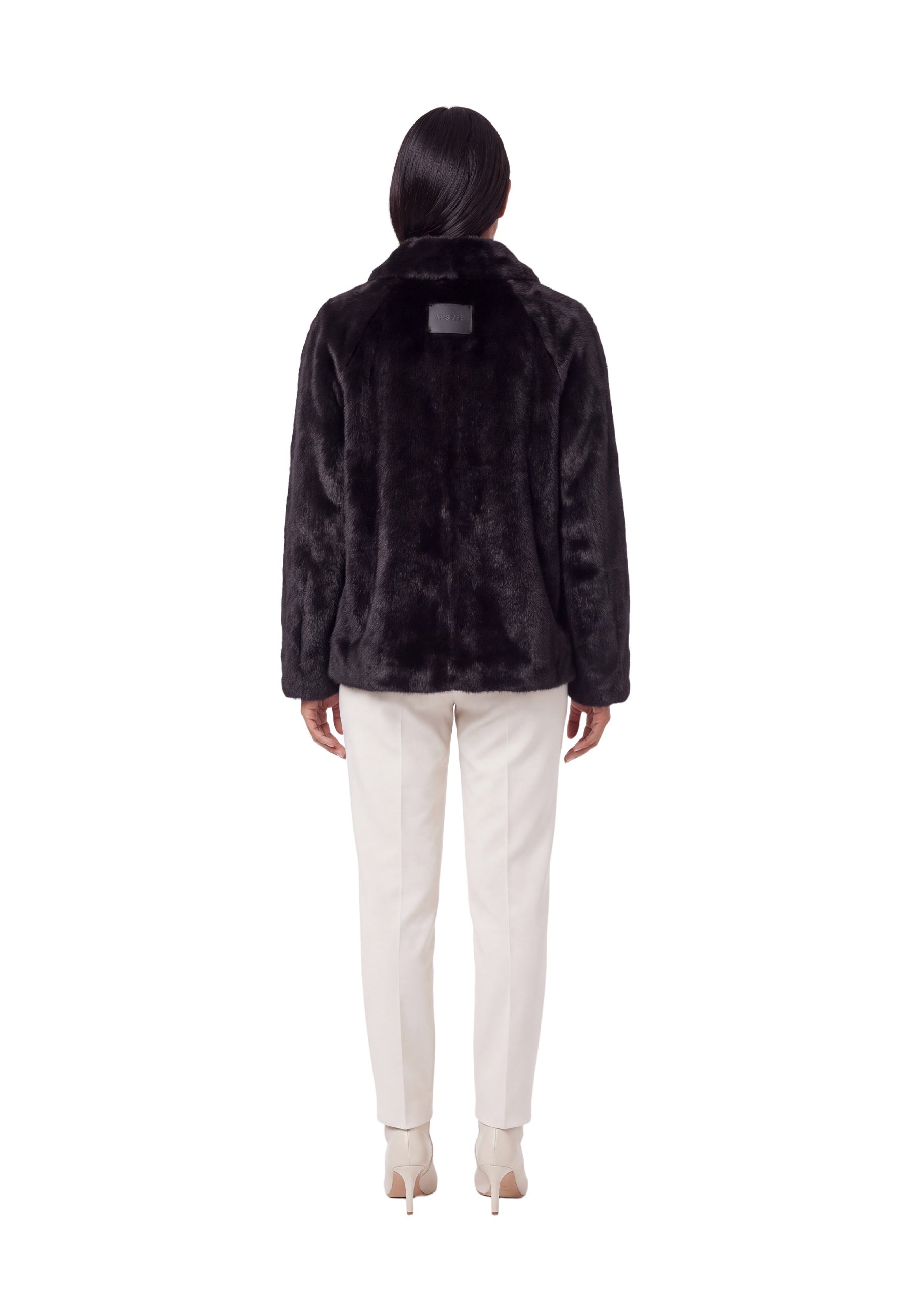 Pellicce Nero Yes-zee