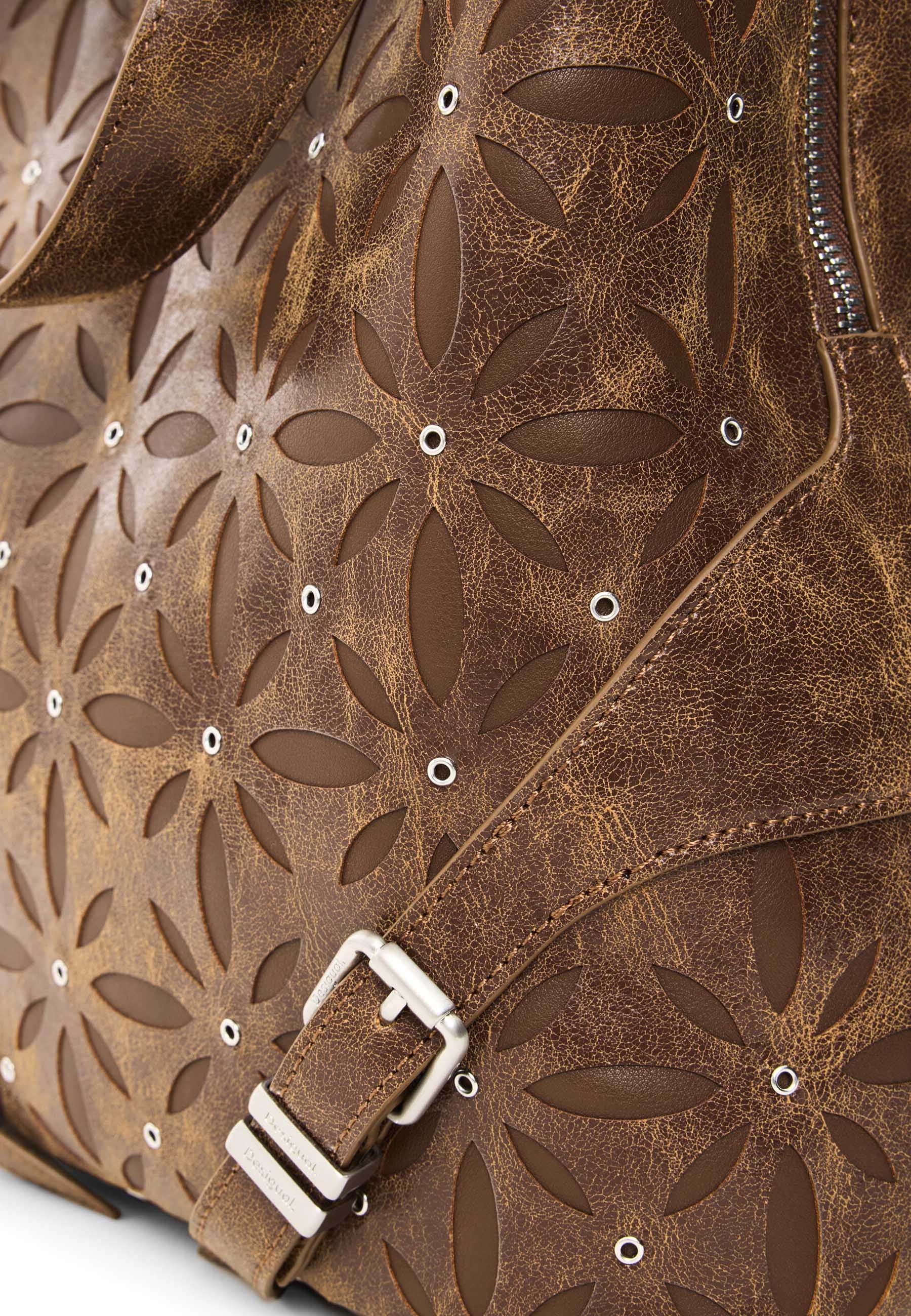 Zaini Marrone Desigual