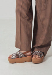 Colors Of California Cowhide Sandali Zeppa Donna | HC.CRUZ06