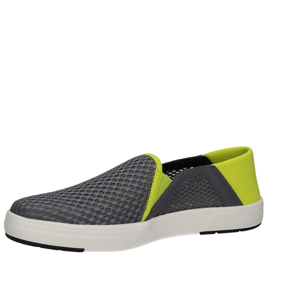 Slip-on Grigio Guess