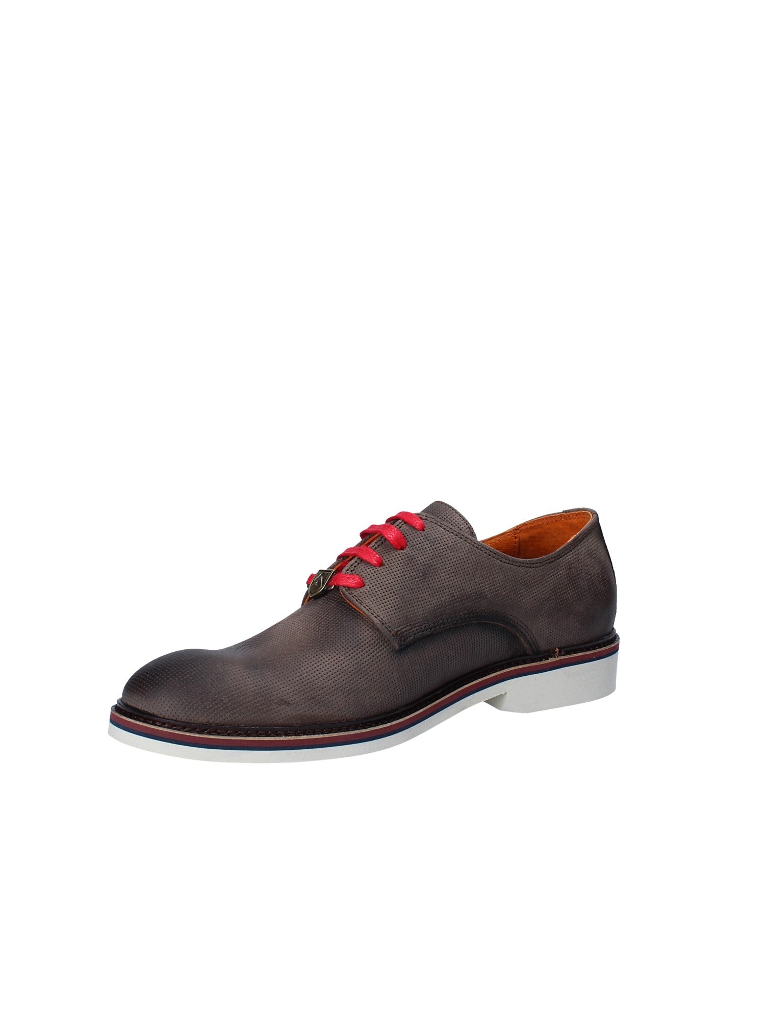 Francesine Marrone Ambitious