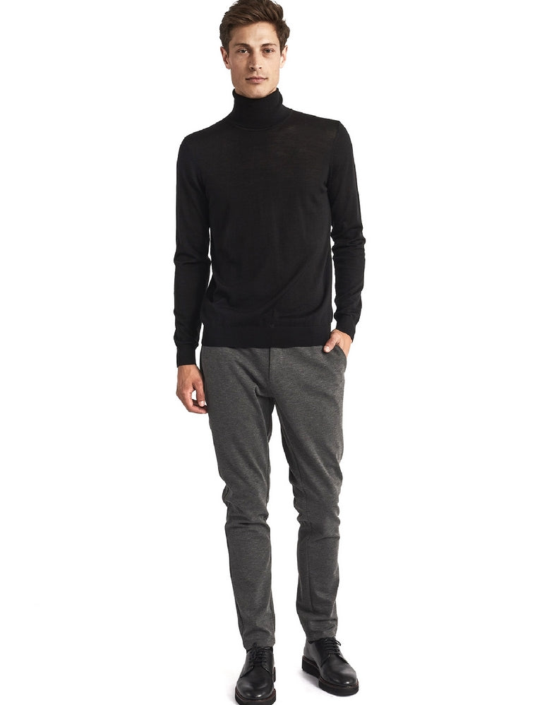 Maglie a collo alto Nero Gaudi