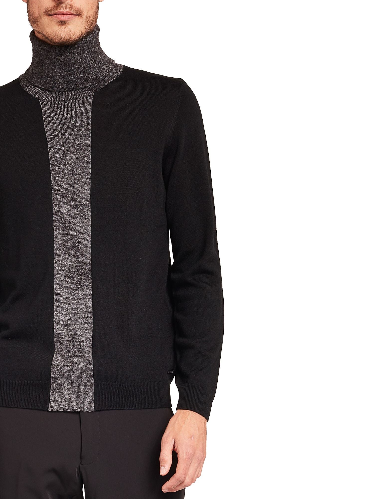 Maglie a collo alto Nero Gaudi