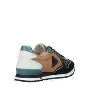 Sneakers Marrone Guess