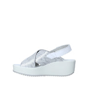 Sandali con strappi Argento Igi&co