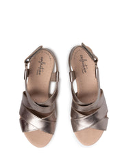 Sandali con strappi Marrone Clarks