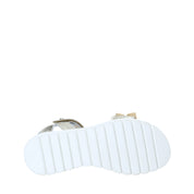 Sandali con strappi Platino Melania